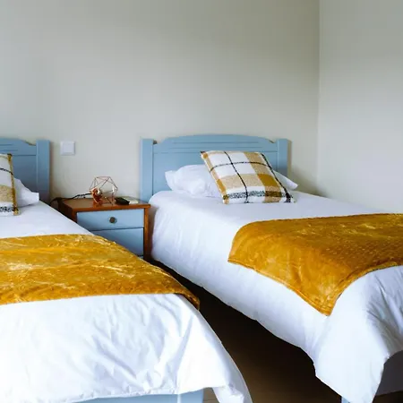 Cova De Lobo Gasthof Batalha